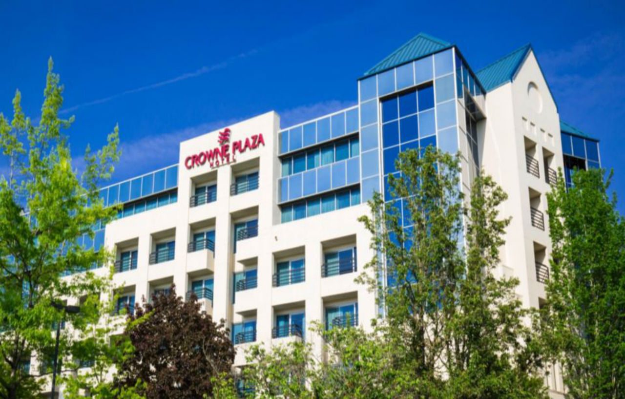 Ac Hotel By Marriott Portland Lake Oswego Exterior photo
